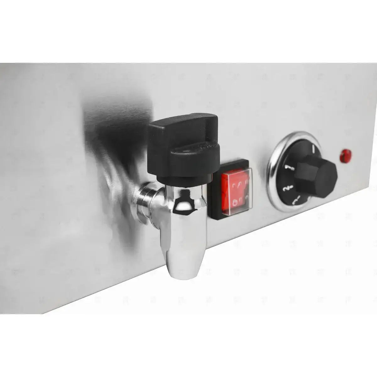 Detail Edelstahl Gastronomiegerät mit Auslaufhahn, Schalter und Temperaturregler