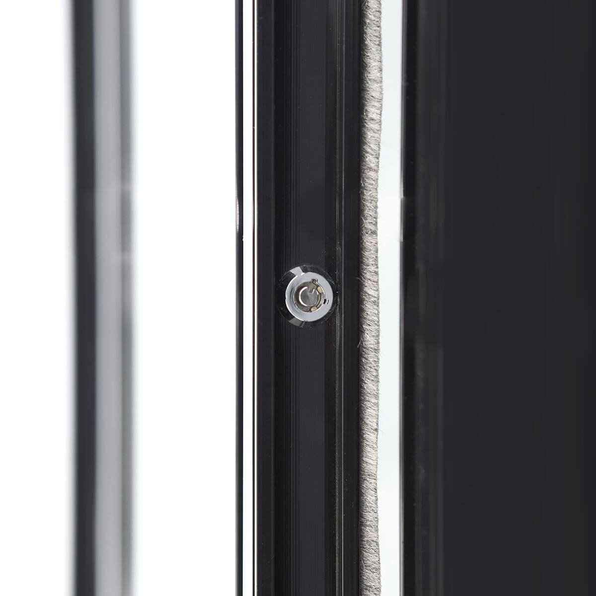 EASYLINE Barkühlschrank 520 schwarz / 2 Glasschiebetüren, Höhe 840 mm