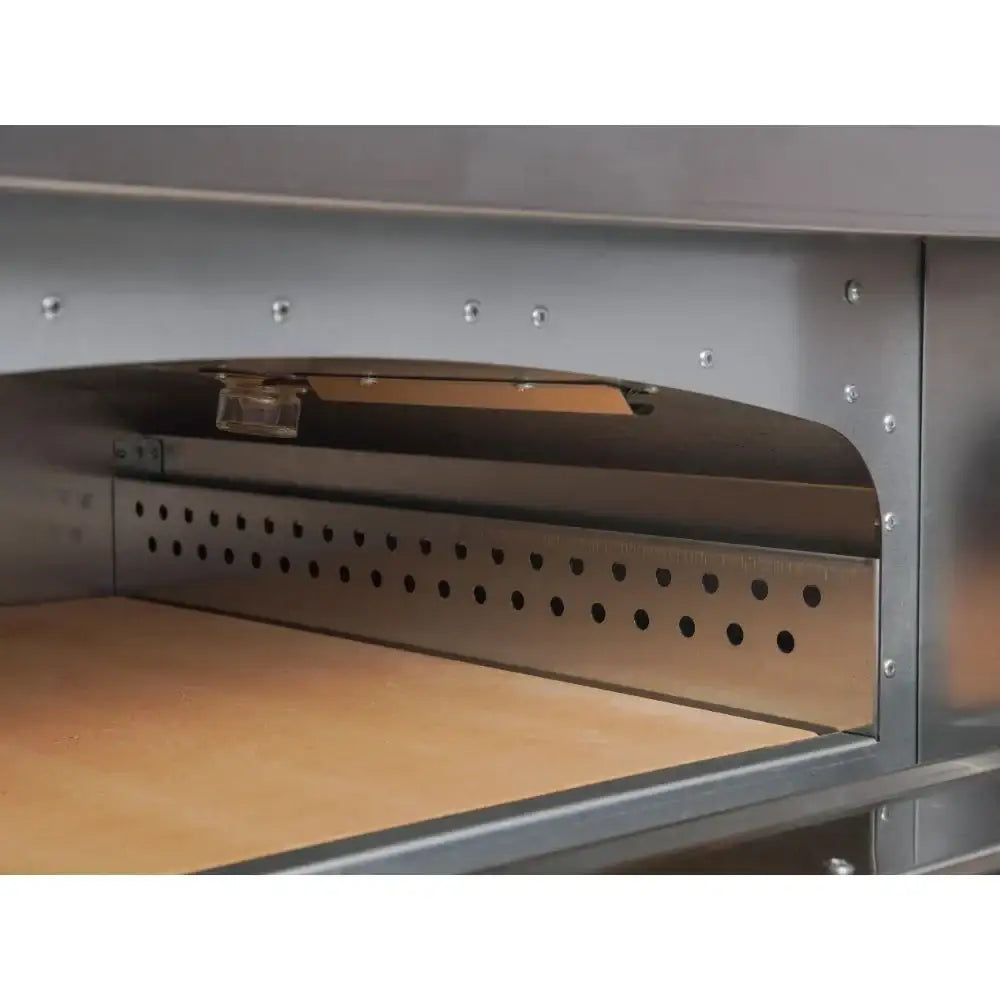 Innenraum eines Gastronomie Pizzaofens aus Edelstahl mit Backstein, Gastro-Bedarf24