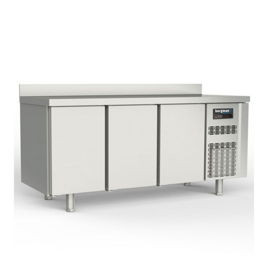 Profiline Kühltisch mit drei Türen - GN 1/1 + Aufkantung