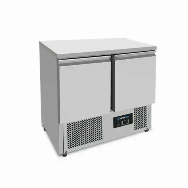 Refrigerated workbench | Wheels and 2 doors (1/1 GN) | +2°C / +8°C | 90x70x85(h) cm