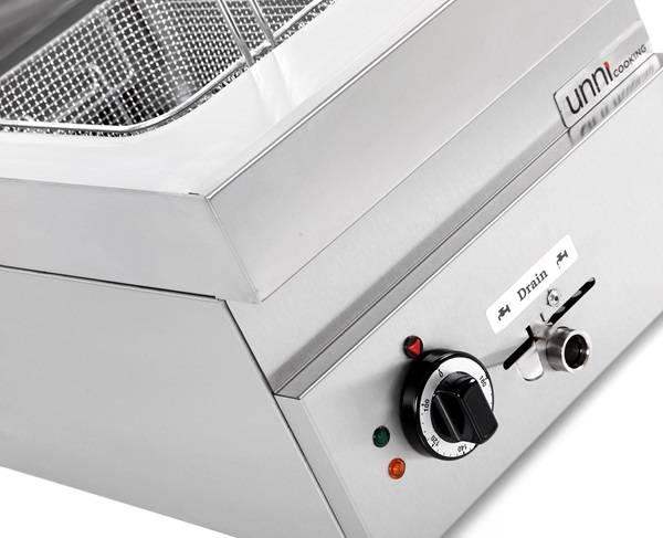 Elektro-Fritteuse 650 - 10 Liter - 400x650x320 mm - 7,5 kW - Gastro-Bedarf24 GmbH