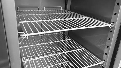 Gefrierschrank – 1 Tür – 650 Liter - 740 x 830 x (H) 1990 mm - Gastro-Bedarf24 GmbH