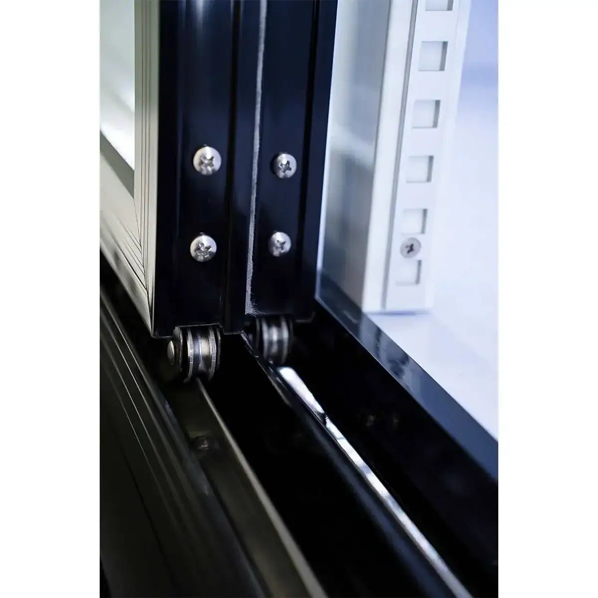 TOPLINE Getränkekühlschrank 864 Liter mit Leuchtaufsatz "schwarz" - Gastro-Bedarf24 GmbH