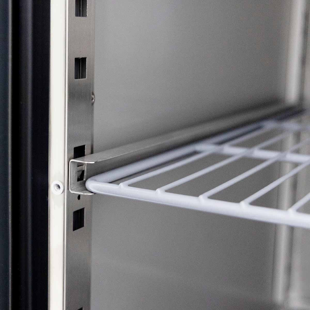 EASYLINE Tiefkühltisch 700 / 3-türig inkl. Aufkantung - Monoblock