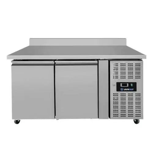 Refrigerated table with wheels and upstand – 2 doors – 1360x700x850 mm