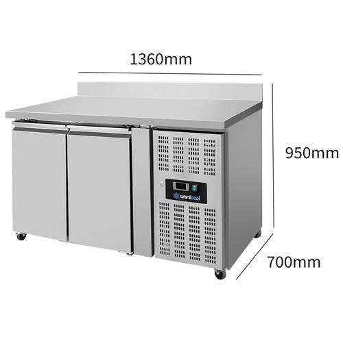 Tekerlekli ve yükseltilmiş kenarlı soğutmalı tezgah – 2 kapılı – 1360x700x850mm