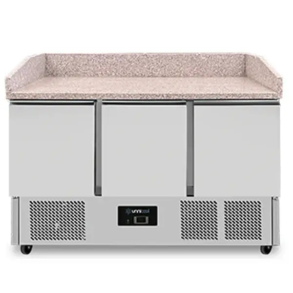 Pizza workbench with wheels | 350 L | 3 doors (1/1 GN) | +2 °C to +8 °C