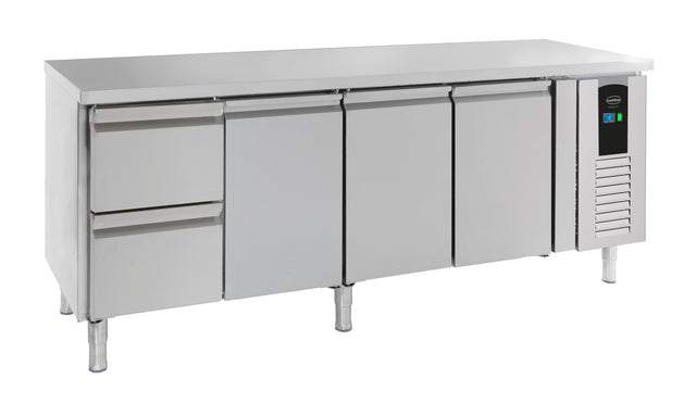 700 Kühltisch 3 Türen Und 2 Schubladen Energy Line - 2230x700x860 mm - 0,3 kW - Gastro-Bedarf24 GmbH