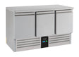Kühltisch 3 Türen Energy Line Ausgestattet Mit Verdampfer - 1368x700x870 mm - 0,235 kW - Gastro-Bedarf24 GmbH