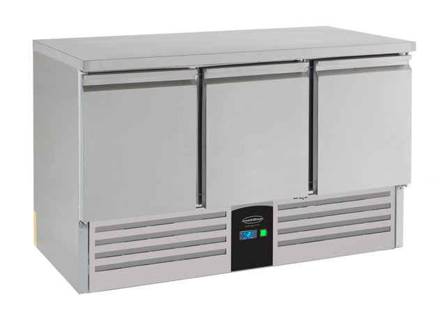 Kühltisch 3 Türen Energy Line Ausgestattet Mit Verdampfer - 1368x700x870 mm - 0,235 kW - Gastro-Bedarf24 GmbH