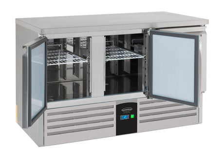 Kühltisch 3 Türen Energy Line Ausgestattet Mit Verdampfer - 1368x700x870 mm - 0,235 kW - Gastro-Bedarf24 GmbH