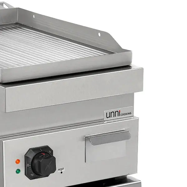 Elektrische Grillplatte - 400x700x850/900 mm - Gerillt - 4,5 kW