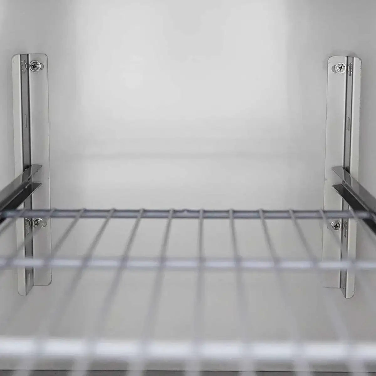Edelstahl-Regalboden für professionelle Gastronomiegeräte, robust und hygienisch