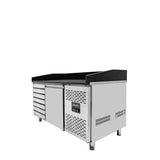 EASYLINE Pizzakühltisch 800 / 1-türig & 7 Schubladen "schwarz" inkl. Kühlaufsatz GN1/3 - Gastro-Bedarf24 GmbH