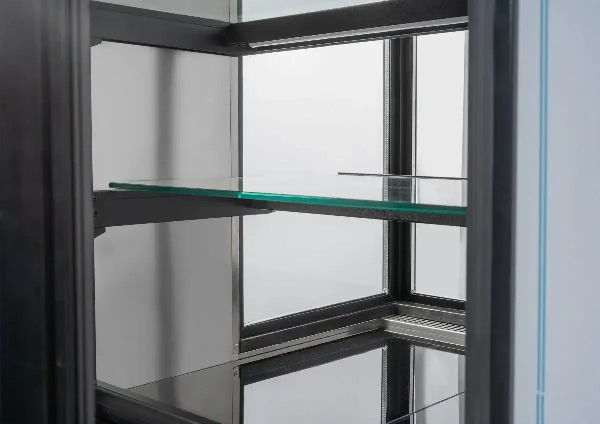 Edelstahl-Kühlschrank mit Glasböden für Gastronomie