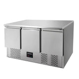 Kühltisch Mini / 3-fach - mit 3 Türen, 1365 x 700 mm - Gastro-Bedarf24 GmbH
