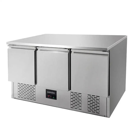 Kühltisch Mini / 3-fach - mit 3 Türen, 1365 x 700 mm - Gastro-Bedarf24 GmbH