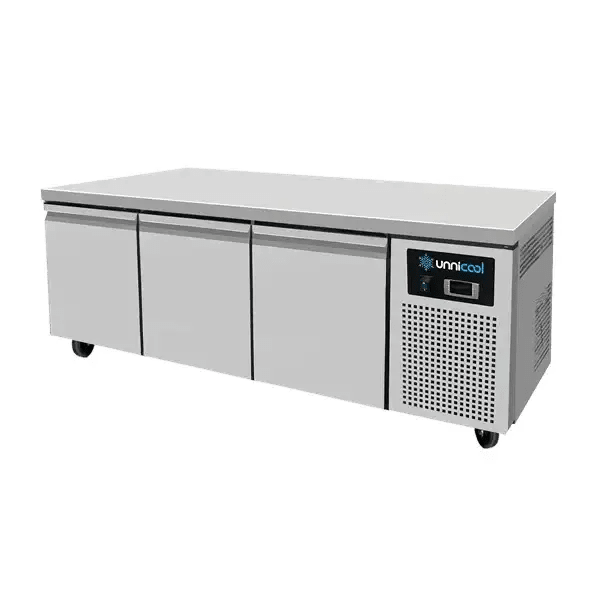 Kühltisch mit Räder | Niedriges Modell | 3 Schubladen (1/1 GN) | 1610 x 700 x 600 (h) mm - Gastro-Bedarf24 GmbH