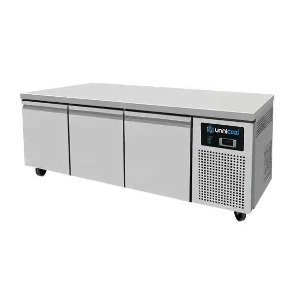 Refrigerated table with wheels | low model | 3 drawers (1/1 GN) | 1610 x 700 x 600 (h) mm