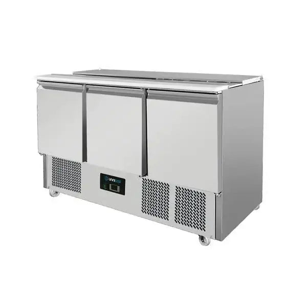 Saladette with wheels – Compact Line, 3 doors | GN compatible - 1370 x 700 x 870 mm