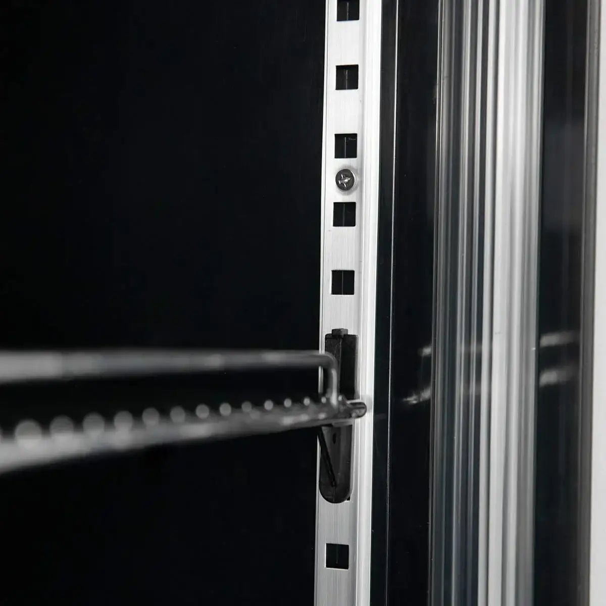 TOPLINE Getränkekühlschrank 870 Liter mit Leuchtaufsatz "schwarz" - Gastro-Bedarf24 GmbH